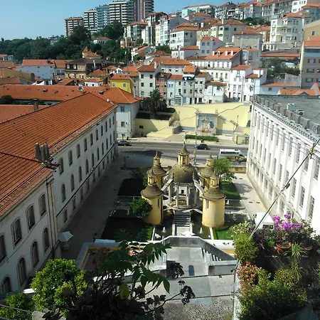 Rua Corpo De Deus In * קוימברה