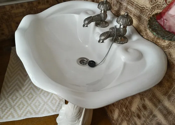 Rua Corpo De Deus In * Коимбра