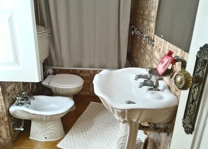 Rua Corpo De Deus In Коимбра